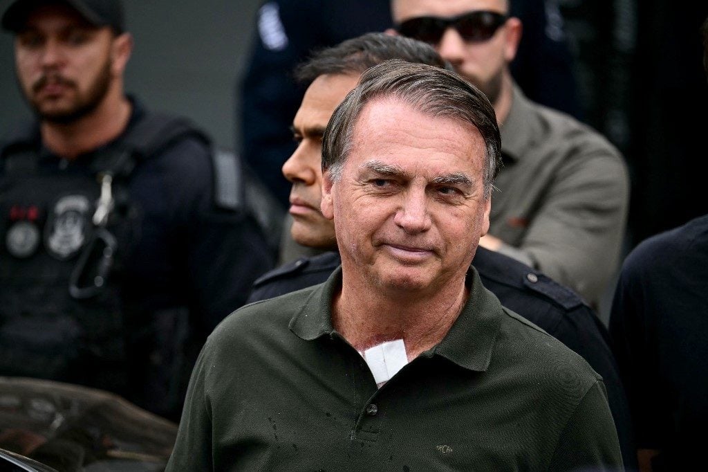 Bolsonaro é diagnosticado  com Câncer de Pele