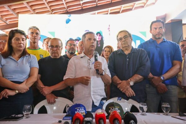 Rogério Marinho anuncia desistência da pré-candidatura do Governo do RN e confirma apoio a Álvaro Dias ao Governo
