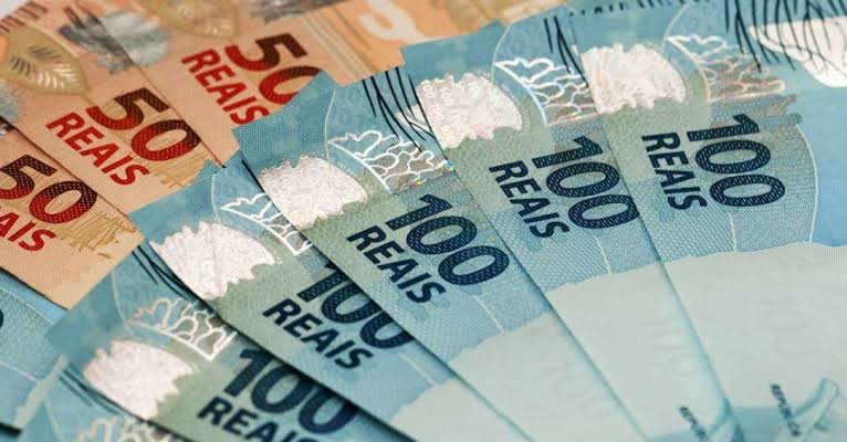 Governo projeta crescimento de 2,44% em 2026 e salário mínimo de R$ 1.631  Fonte: Agência Senado