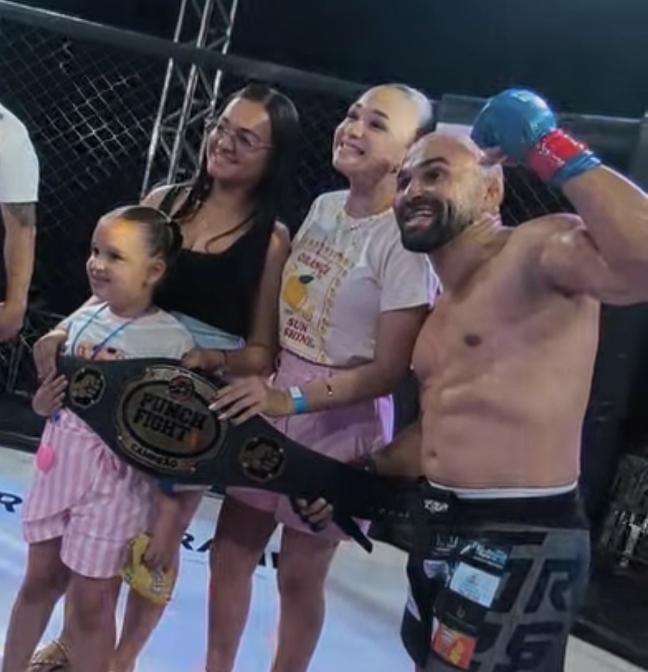 Leonardo Balinha vence no Punch Fight em Mossoró com chave de calcanhar