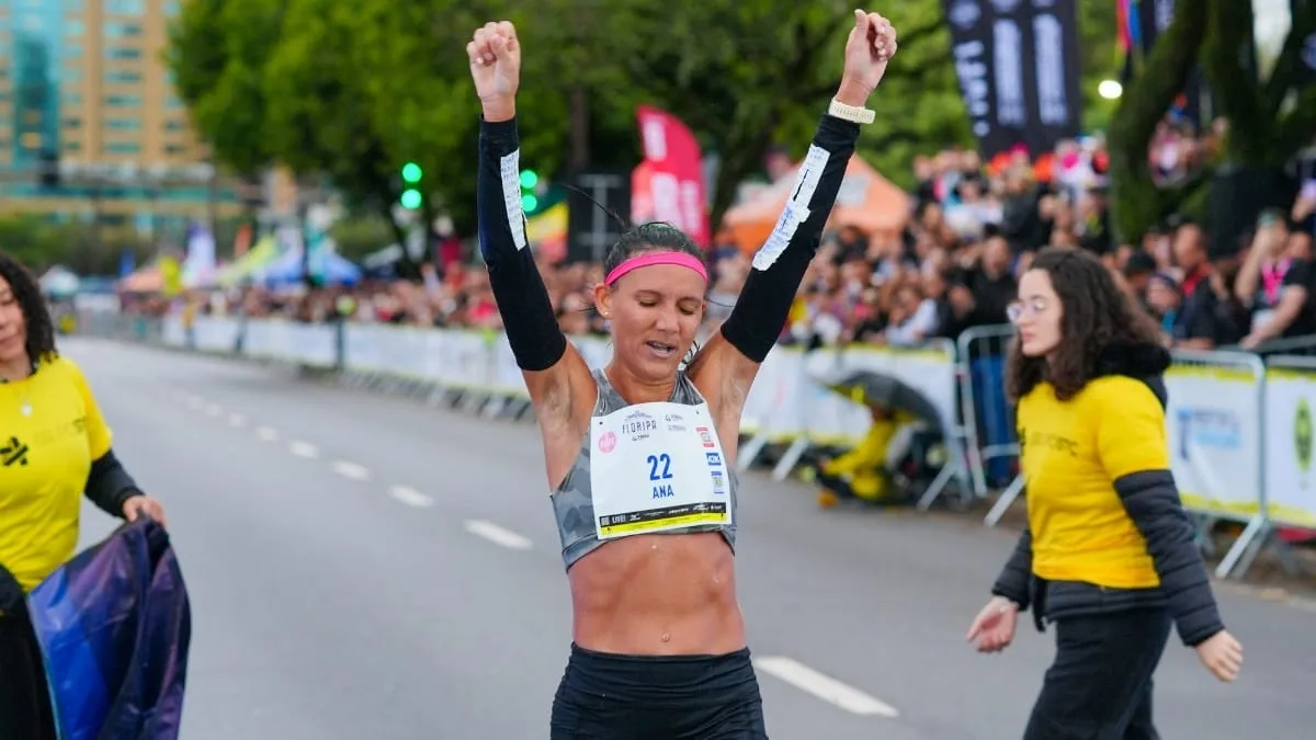 Corredora potiguar Ana Katarina conquista o bicampeonato da Maratona Internacional de Floripa