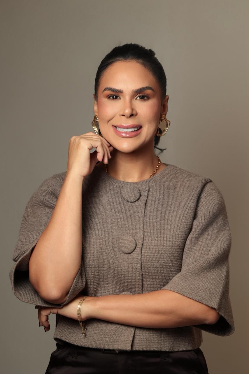 Dra. Luana Santos recebe o prêmio TOP OFF MIND EXCELÊNCIA Brasil 2026 na área de Ultrassonografia Materni-Fetal