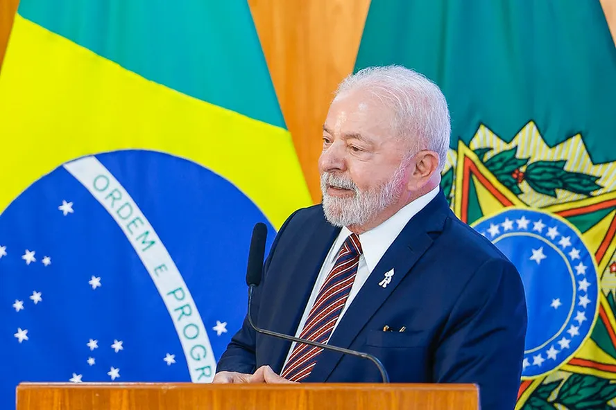 É muito difícil alguém ganhar as eleições de nós em 2026, diz Lula