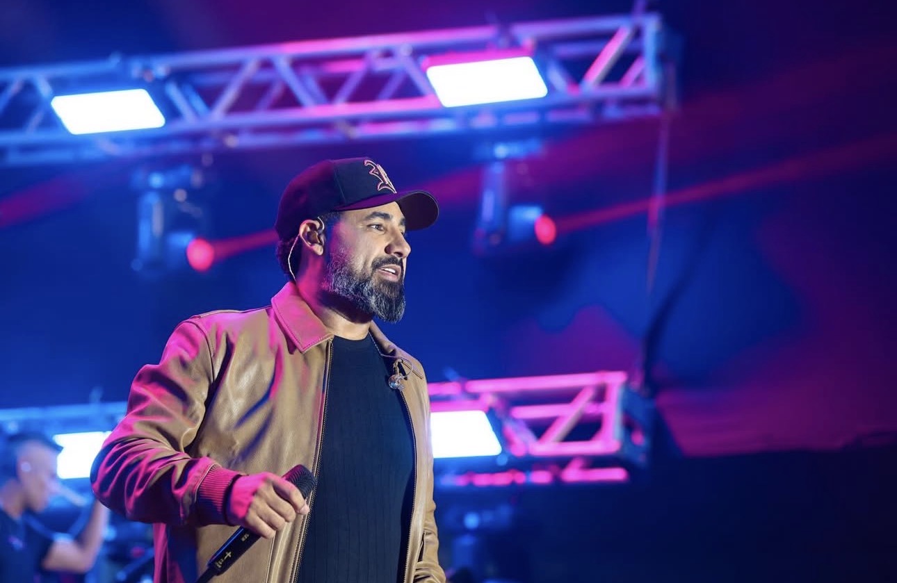 Cantor Raí Saia Rodada recebe alta após internação em hospital de Mossoró