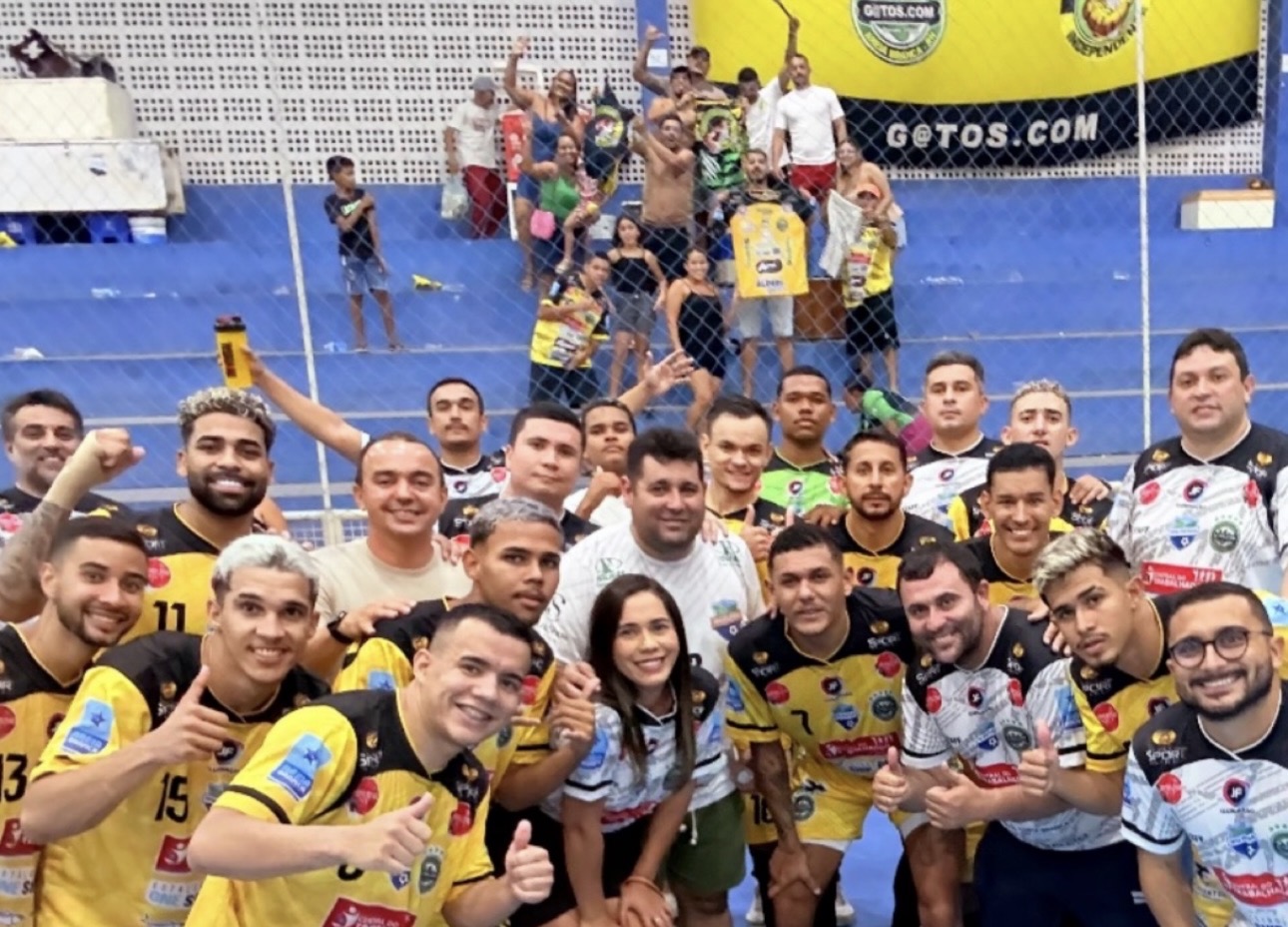 Gatos e Os 12 empatam em duelo equilibrado pelo Campeonato de Blocos