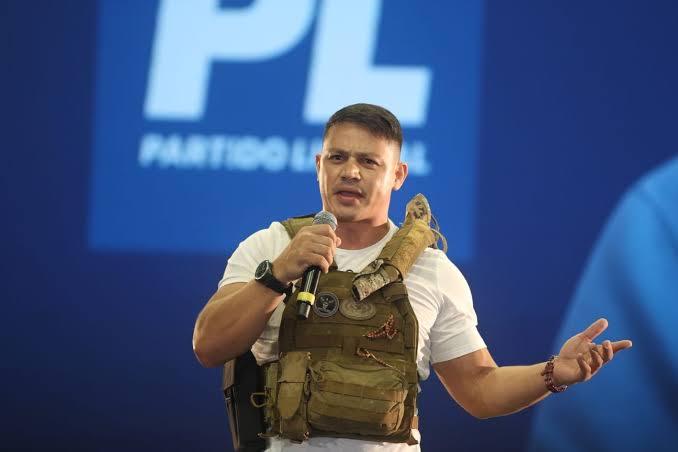 Política