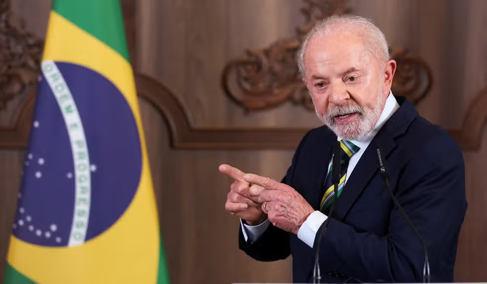 Após críticas à operação no Rio Lula já havia defendido ação policial no Complexo do Alemão em 2007