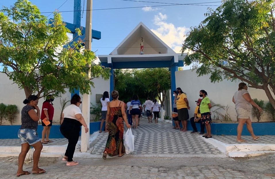 Paróquia de Areia Branca divulga horários de missas para o Dia de Finados na sede e zona rural