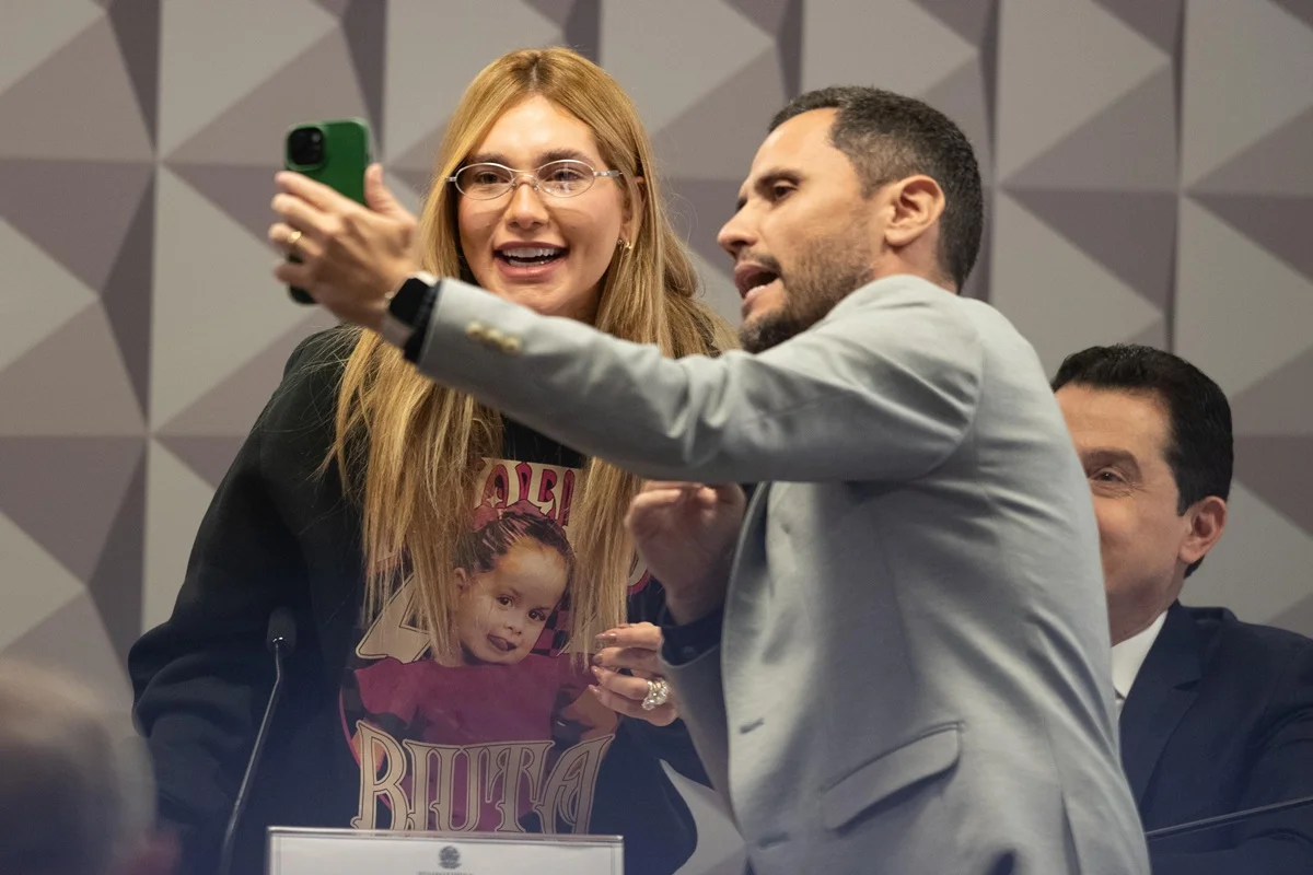 Política