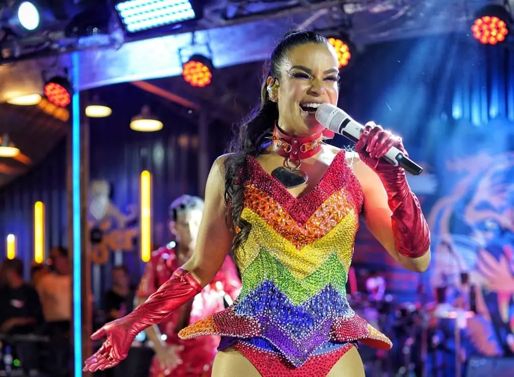 Réveillon em Areia Branca: Festa na virada e tradição no dia 01 com Babado Novo