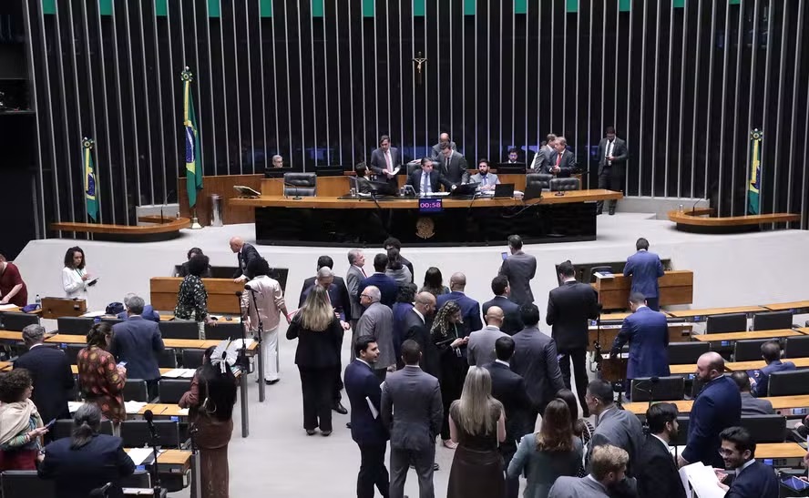 Nova bancada do RN na Câmara é definida nas urnas; Natália Bonavides lidera votação