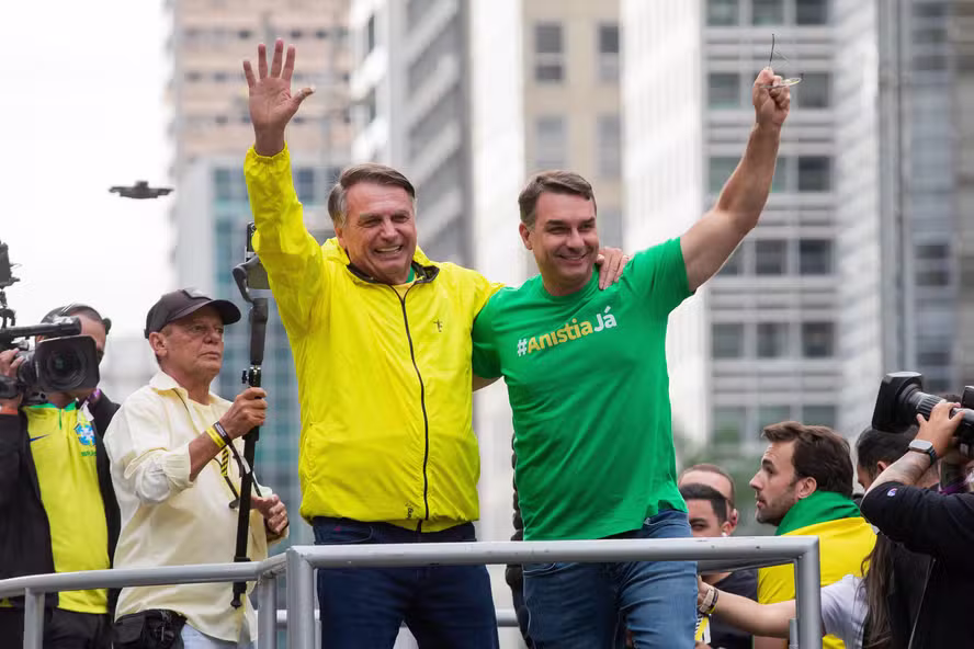 Política